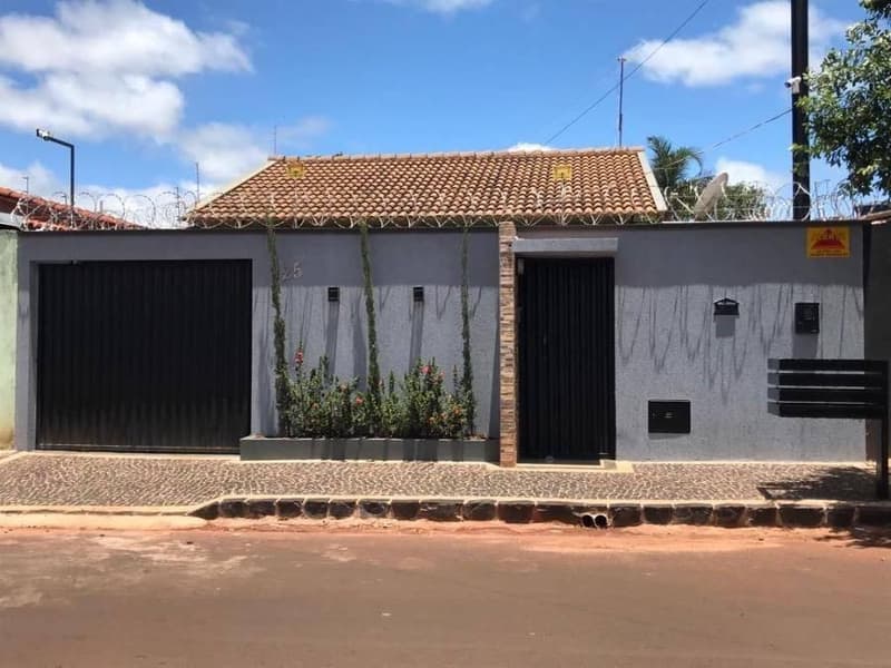 Foto 3 de 9: Casa em leilão em Goiatuba - GO — Casa, Ocupado, Goiatuba / GO (32% abaixo da avaliação)
