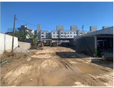 Foto 1 de 9: Terreno em leilão em Camboriú - SC — Terreno com área de 4.015,00m² - Localizado na Avenida Rio Amazonas, Cedros, (ao lado do nº 346) Camboriú/SC.