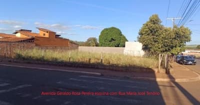 Terreno em leilão em Delta - MG — Terreno 786m², Centro, Delta/MG - Ocupado