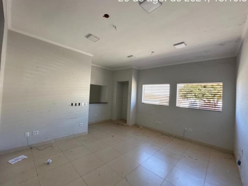 Foto 11 de 13: Comercial em leilão em Valparaíso - SP, bairro Centro — Loja_Salao_Comercial, 400.0 m2, Valparaíso / SP
