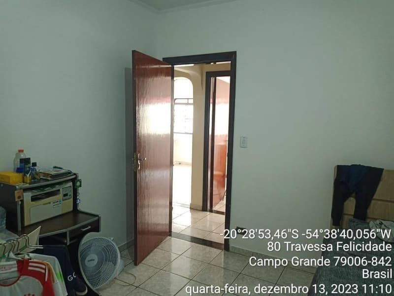 Foto 13 de 29: Casa em leilão em Campo Grande - MS — Casa, Ocupado, Campo Grande / MS (64% abaixo da avaliação)