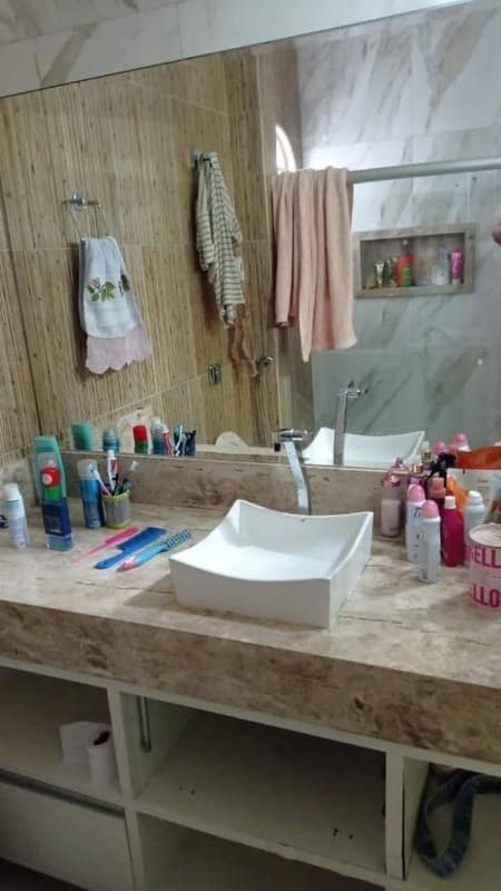 Foto 10 de 12: Casa em leilão em São Luís De Montes Belos - GO, bairro Setor Inicial — Casa 400m² com 4 Vagas e Lote 600m² | São Luís de Montes Belos-GO | Setor Inicial | Excelente Localização na Av. Cidade de Goiás, Próx. ao Espelho D'Água - Financiamento em até 420 Meses!