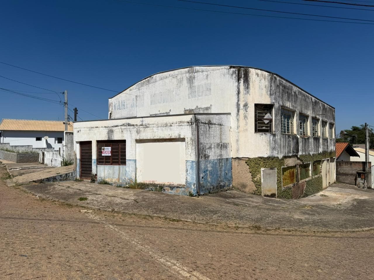 Foto 2 de 24: Comercial em leilão em Monte Mor - SP, bairro Centro — GALPÃO COMERCIAL de 450m² em Monte Mor