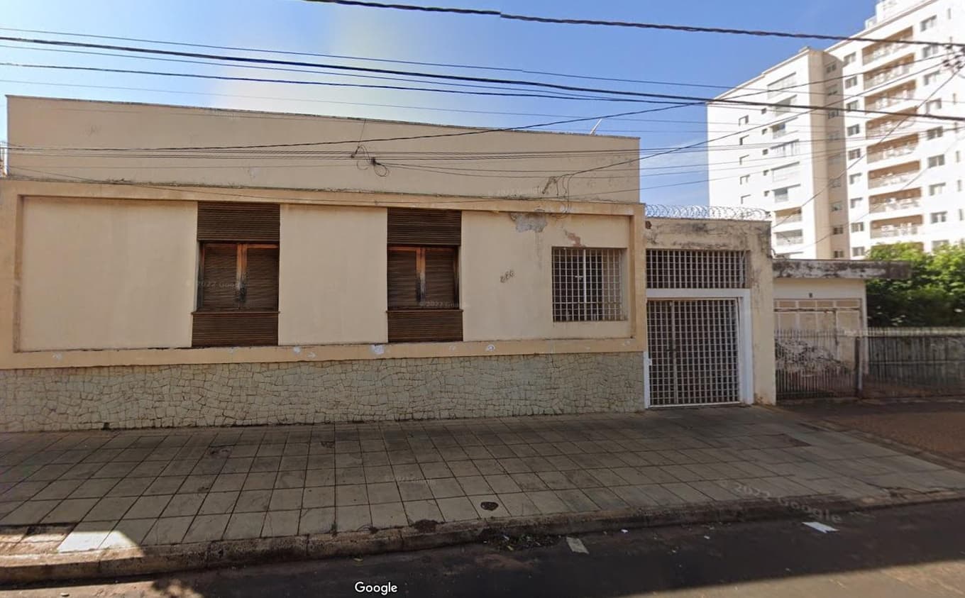 Terreno em leilão em Jaboticabal - SP — PARTE IDEAL - 33,33% de imóvel no Centro da cidade de Jaboticabal/ SP