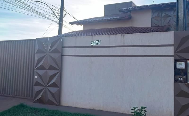 Foto 3 de 4: Casa em leilão em Rolim De Moura - RO, bairro Centro — Casa, Rolim De Moura / RO