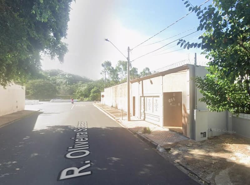 Foto 3 de 3: Casa em leilão em Araçatuba - SP, bairro Santana — Casa 400m² no Santana em Araçatuba/SP