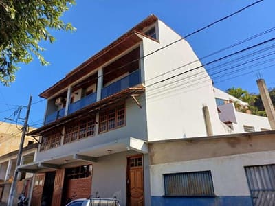 Foto 11 de 19: Terreno em leilão em Astolfo Dutra - MG — Terreno de 200m² contendo 01 galpão de 200,00 m², 02 Mezanino 100M², 03 Apartamento de 200:00M² e 01 Terraço de 120M².