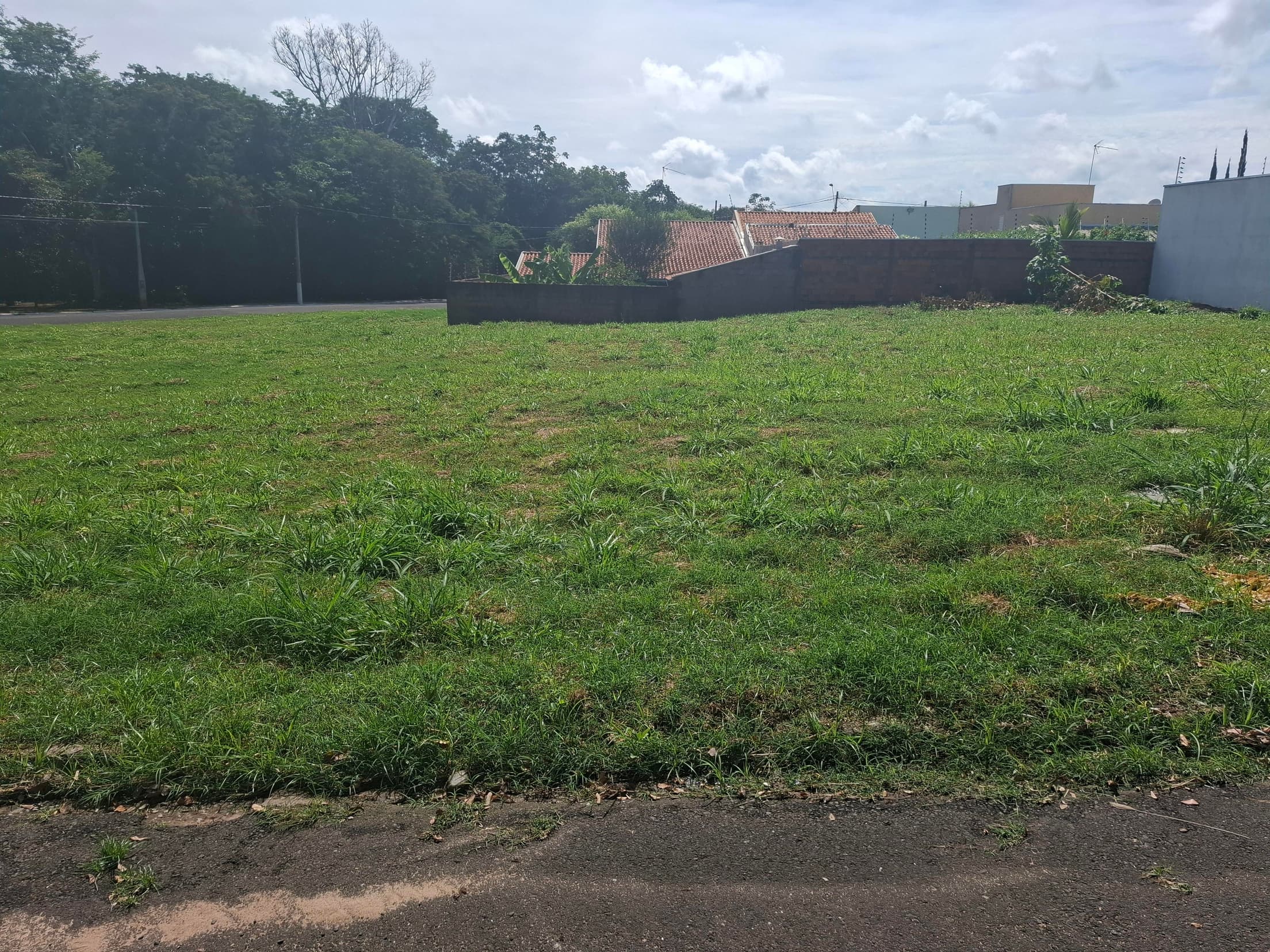 Terreno em leilão em Mirassol - SP — TERRENO DE 306m² NO PARQUE RESIDENCIAL CELINA DALUL EM MIRASSOL/SP | MATRICULA 26.050