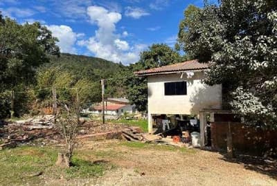 Foto 6 de 11: Area Rural em leilão em Rio Branco Do Sul - PR — Direitos possessórios da parte ideal de 50% do IMÓVEL RURAL na Estrada principal do Pernambuco em Rio Branco do Sul/PR