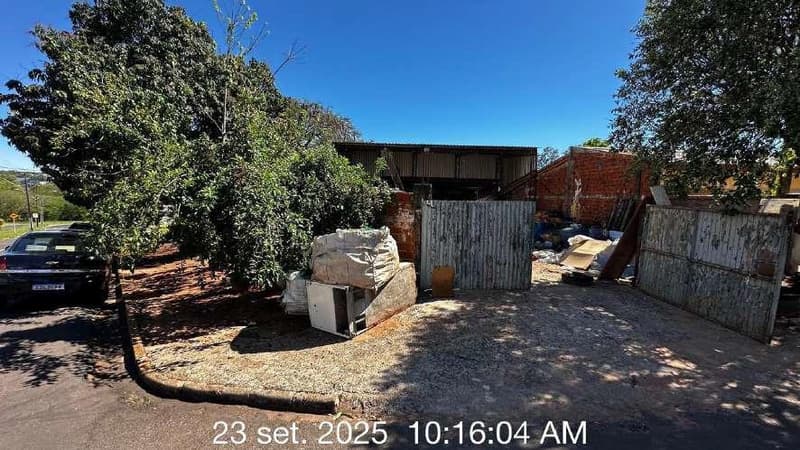 Foto 3 de 5: Terreno em leilão em Umuarama - PR, bairro Jardim Beira Rio — Lote de terras n° 19, da Quadra B, do loteamento Jardim Beira Rio, na cidade de Umuarama, com a área de 219,16m²