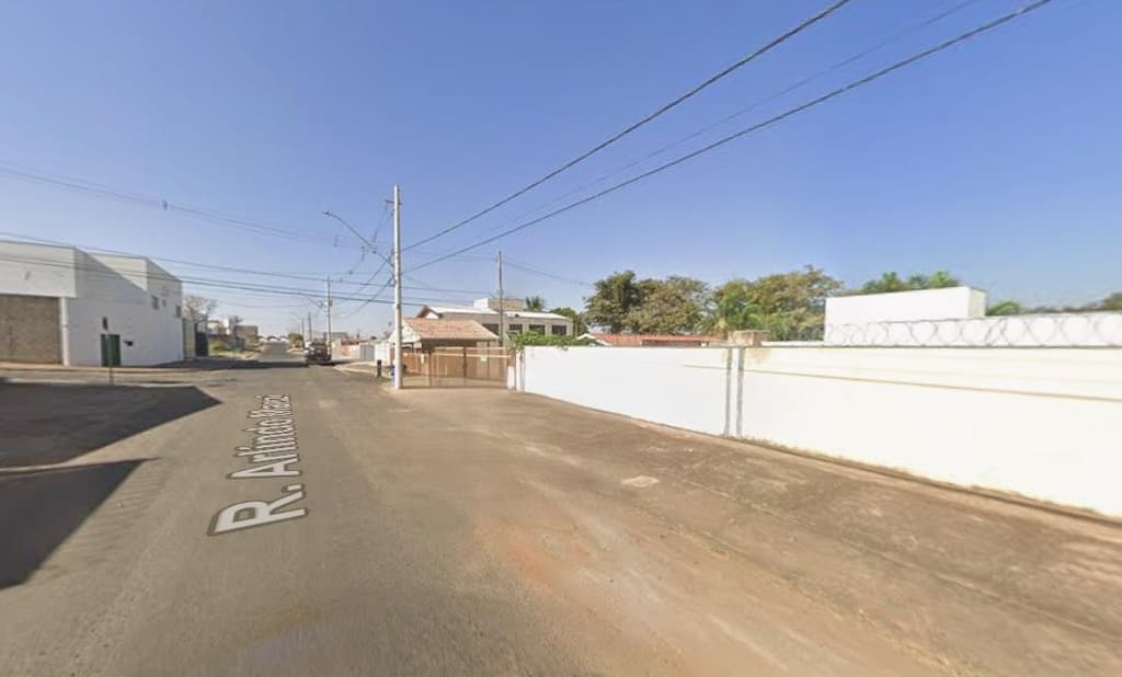 Foto 3 de 3: Casa em leilão em Uberaba - MG, bairro Jardim Maracanã — Casa 148m² em terreno 250m²| Uberaba/MG | Jardim Maracanã