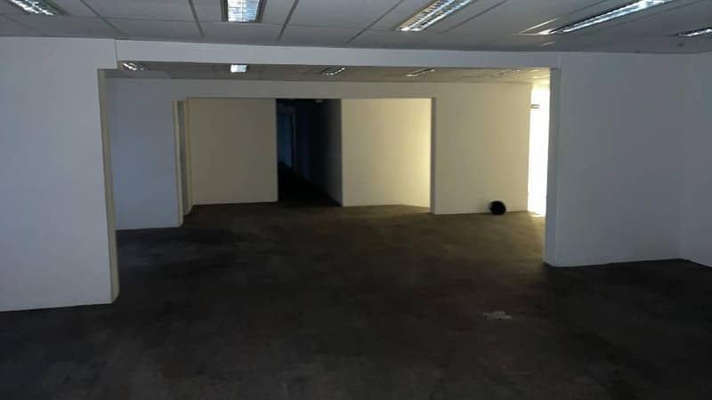 Foto 4 de 13: Comercial em leilão em São Paulo - SP, bairro Bela Vista — Sala comercial, São Paulo / SP
