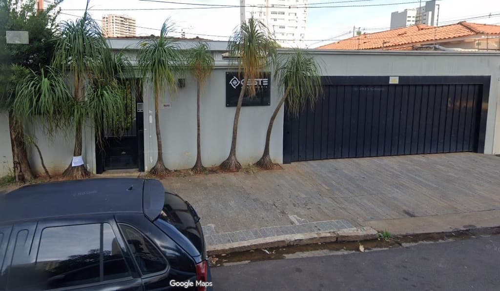 Foto 36 de 44: Casa em leilão em Araçatuba - SP — IMOVEL - CASA RESIDENCIAL e/ou COMERCIAL localizada no Bairro Higienópolis na cidade de Araçatuba/SP