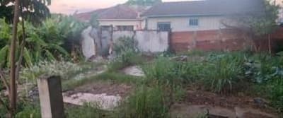 Foto 2 de 6: Terreno em leilão em Pérola - PR, bairro Centro — Terreno sem benfeitorias, com área de 300,00 m², localizado à Rua Bernardino de Campos, n° 1.562, Centro, na Cidade de Pérola/PR