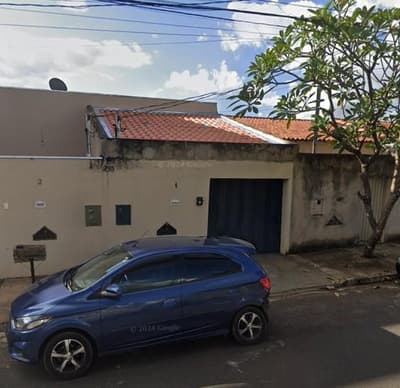 Foto 1 de 2: Casa em leilão em Uberlândia - MG — Casa 125m², Jardim Holanda, Uberlândia/MG - Ocupada