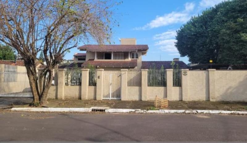 Foto 2 de 18: Casa em leilão em Novo Hamburgo - RS, bairro Guarani — 665.0 m2, NOVO HAMBURGO / RS