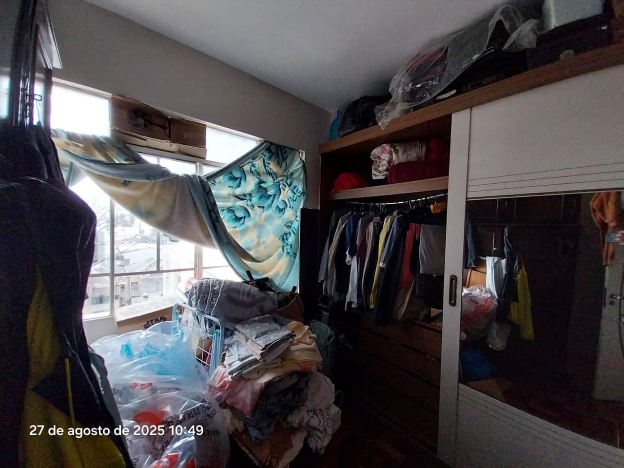 Foto 4 de 28: Apartamento em leilão em Curitiba - PR — Apartamento do Edifício Lattes, Curitiba/PR