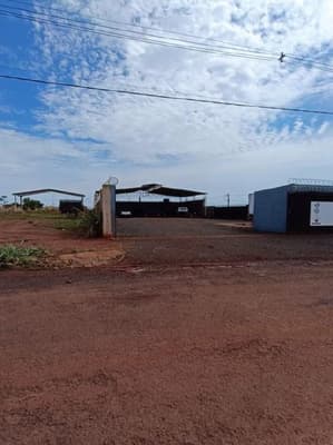 Foto 15 de 16: Terreno em leilão em Quirinópolis - GO, bairro Bairro Empresarial — GALPÃO COMERCIAL | A.T. 987,5M² E A.C. 308,00M² | BAIRRO EMPRESARIAL CENTRO EM QUIRINÓPOLIS/GO