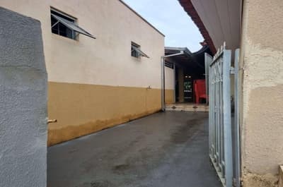 Foto 1 de 9: Comercial em leilão em Alfredo Marcondes - SP, bairro Centro — Imóvel comercial, A.C. 100,00 m²