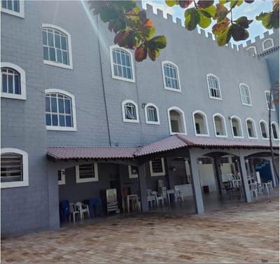 Foto 4 de 4: Terreno em leilão em Umuarama - PR, bairro Zona I-a — Sede do Clube Recreativo Portuguê de Umuarama com área total de 19.638,96m² - Avenida Portugal, 4979, Zona I-A Umuarama/PR, CEP: 87.504-530