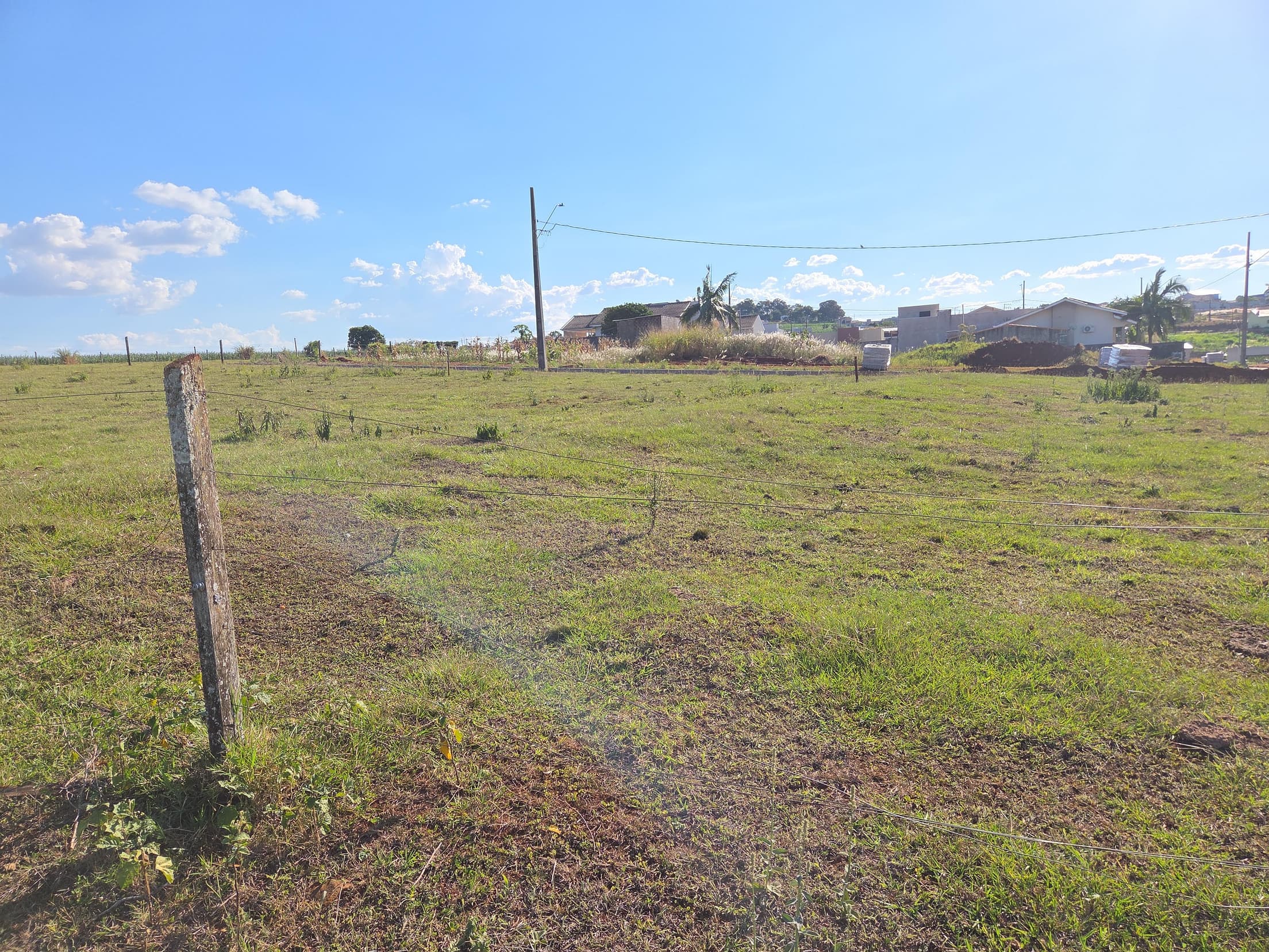 Foto 4 de 6: Terreno em leilão em Nova Prata Do Iguaçu - PR, bairro São Cristóvão — LOTE URBANO Nº 03 DA QUADRA 09 DA RUA MARCO BURGREVER, Nº 905, BAIRRO SÃO CRISTÓVÃO LOCALIZADO EM NOVA PRATA DO IGUAÇU/PR - ÁREA DE 581,62M²