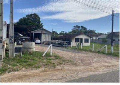 Foto 5 de 11: Comercial em leilão em Barra Velha - SC — Lote urbano nº 04 da quadra A, com área de 318m², com benfeitorias sem valor comercial, localizado na Rua Atanásio Pinheiro, 73, Jardim Elaine II, Barra Velha/SC