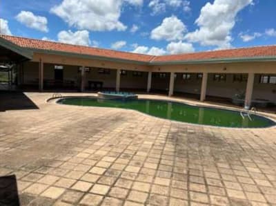 Foto 13 de 15: Area Rural em leilão em Marília - SP — Imóvel Rural com 10,2220 hectares, contendo hotel com 6.214m² e demais benfeitorias