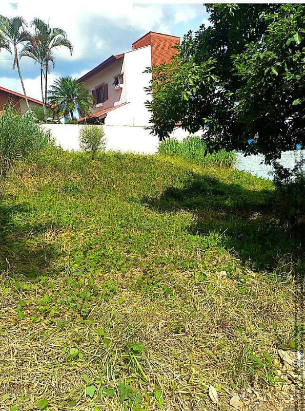 Foto 7 de 9: Terreno em leilão em Valinhos - SP, bairro Vila Moletta — LOTE DE TERRENO DE ESQUINA CONTENDO 417,95 m² NO BAIRRO VILA MOLETTA EM VALINHOS/SP