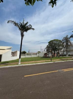 Foto 1 de 3: Terreno em leilão em Umuarama - PR — Imóvel urbano (lote de terreno) de 540 m², em Umuarama/PR