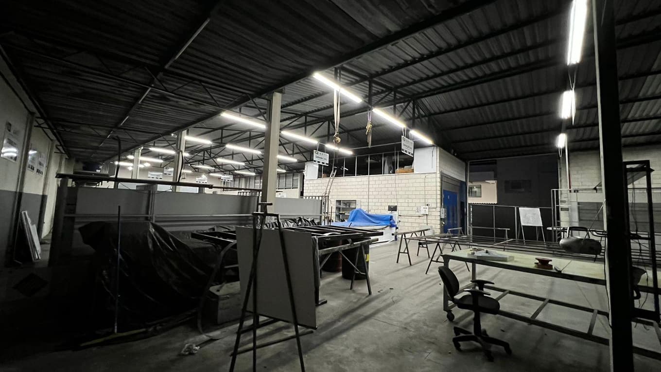 Foto 4 de 28: Comercial em leilão em Betim - MG — Imóvel Comercial 2.500m² em Betim/MG