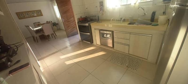 Foto 7 de 13: Casa em leilão em Araruama - RJ, bairro Bananeiras — Casa 200m² com Terreno 660m² | Araruama-RJ | Iguabinha | 4 Dorms - Próx. à Praia de Iguabinha - Financiamento até 420 Meses!