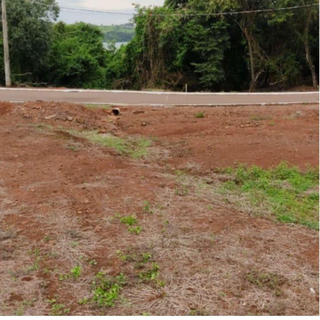 Foto 7 de 8: Terreno em leilão em Capitão Leônidas Marques - PR — TERRENO MARINAS DE CAPITÃO - LOTE Nº 107
