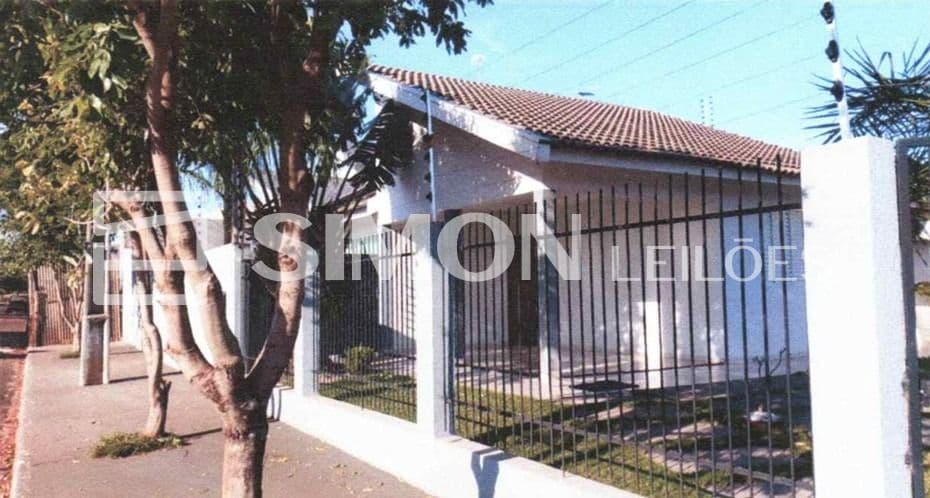 Foto 1 de 8: Casa em leilão em Atalaia - PR — Atalaia/PR: Imóvel residencial, CASA com aproximadamente 185m², em alvenaria com acabamento em porcelanato, rebaixado em gesso e sancas, móveis planejados em cozinha, quartos e banheiro. Possui piscin