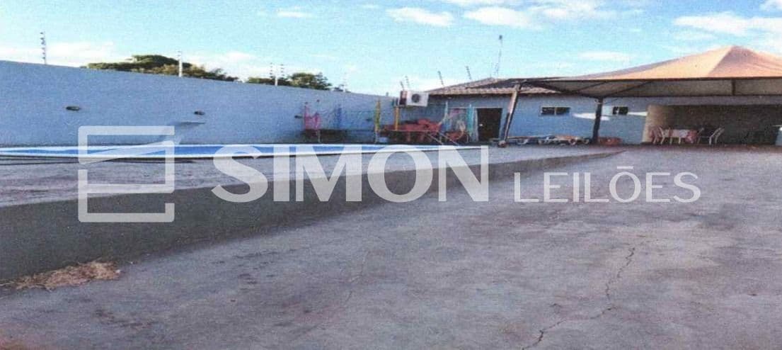 Foto 8 de 9: Imóvel em leilão em Atalaia - PR, bairro Jardim Guanabara — Atalaia/PR: Imóvel com área destinada para festas de lazer, piscina em fibra com motor integrado, sistema de aquecimento solar de água, construção em alvenaria com aprox. 40,50m², composto por um quar