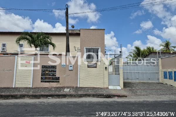 Casa em leilão em Fortaleza - CE — FORTALEZA/CE, RUA AMANCIO PEREIRA, N. 970, CS 008, TIPO B, LT 08 E 09, QD 12, CASA, 75,94M² DE ÁREA PRIVATIVA, 2 QTS, A.SERV, WC, SL, COZINHA, IPTU: 8279128, MATRÍCULA: 54935, OFÍCIO: 6, AVALIAÇÃO: R$