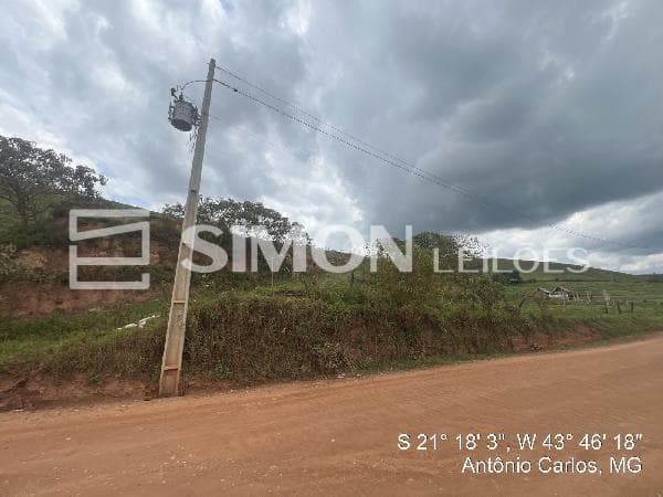 Terreno em leilão em Antônio Carlos - MG — ANTONIO CARLOS/MG, AVENIDA OESTE DE MINAS, N. SN, LT 05, QD 09, TERRENO, 5250M² DE ÁREA DO TERRENO, IPTU: 4220, MATRÍCULA: 37050, OFÍCIO: 1, AVALIAÇÃO: R$ 186.000,00