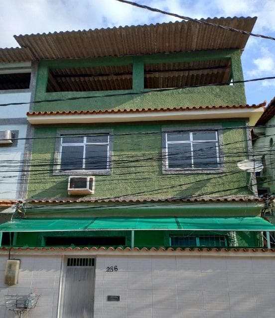 Foto 1 de 2: Casa em leilão em Rio De Janeiro - RJ, bairro Taquara — CASA NA TAQUARA - RUA CAÇU, 150/286