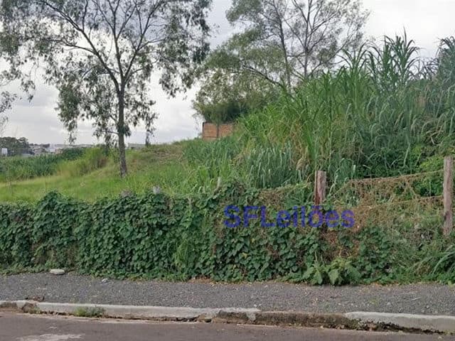 Foto 5 de 5: Terreno em leilão em Apucarana - PR — DATA DE TERRAS sob nr. 22, da QUADRA 02, com área de 659,40m2, da planta do Loteamento VILA SOCIAL, nesta cidade de Apucarana Pr., com as seguintes delimitações e metragens: ao Norte, com o lote 84-3,