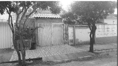 Foto 1 de 4: Casa em leilão em Fortaleza - CE, bairro Lagoa Redonda — Casa 120,00m², 3 dormitório(s), 2 vaga(s) na garagem - Lagoa Redonda, Fortaleza CE