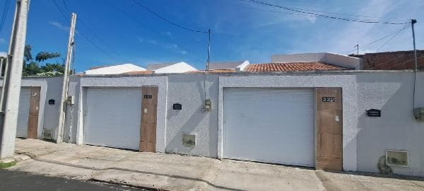 Foto 1 de 2: Casa em leilão em Horizonte - CE, bairro Mal Cozinhad — Casa 71,71m², 2 dormitório(s), 1 vaga(s) na garagem - MAL COZINHADO, HORIZONTE CE