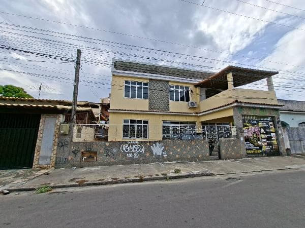 Casa em leilão em São Gonçalo - RJ, bairro Vila Nova Esperança — Casa 329m², 6 dormitório(s), 3 vaga(s) na garagem - PATRONATO, SAO GONCALO RJ
