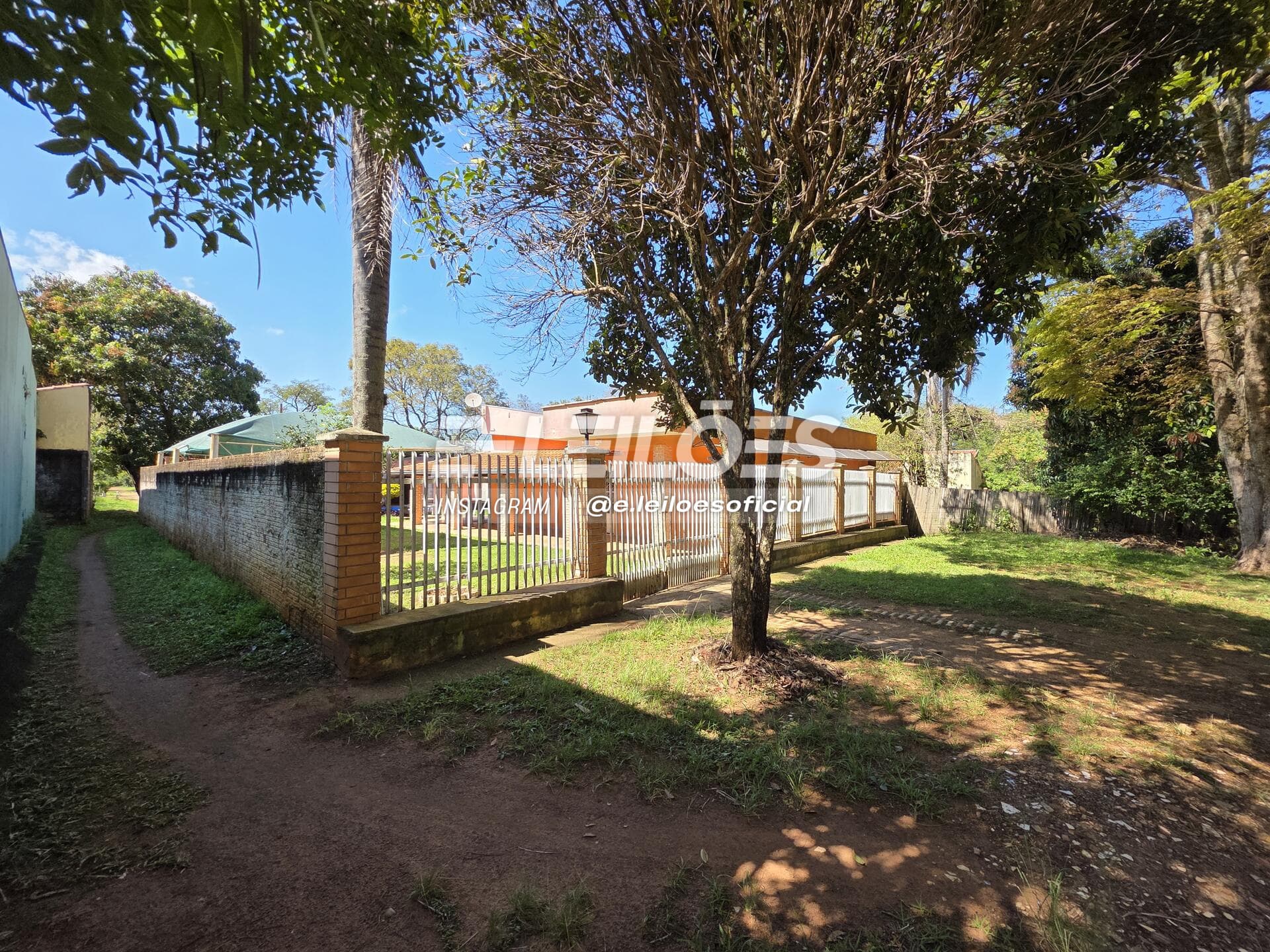 Foto 4 de 12: Casa em leilão em Avaré - SP — Casa de veraneio área de 510m² - Avaré/SP
