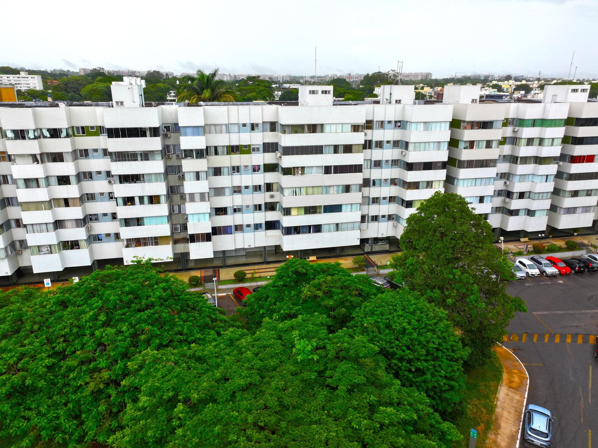 Foto 1 de 6: Apartamento em leilão em Brasília - DF, bairro Asa Norte — Apto. área total 77,20m² - Brasília/DF