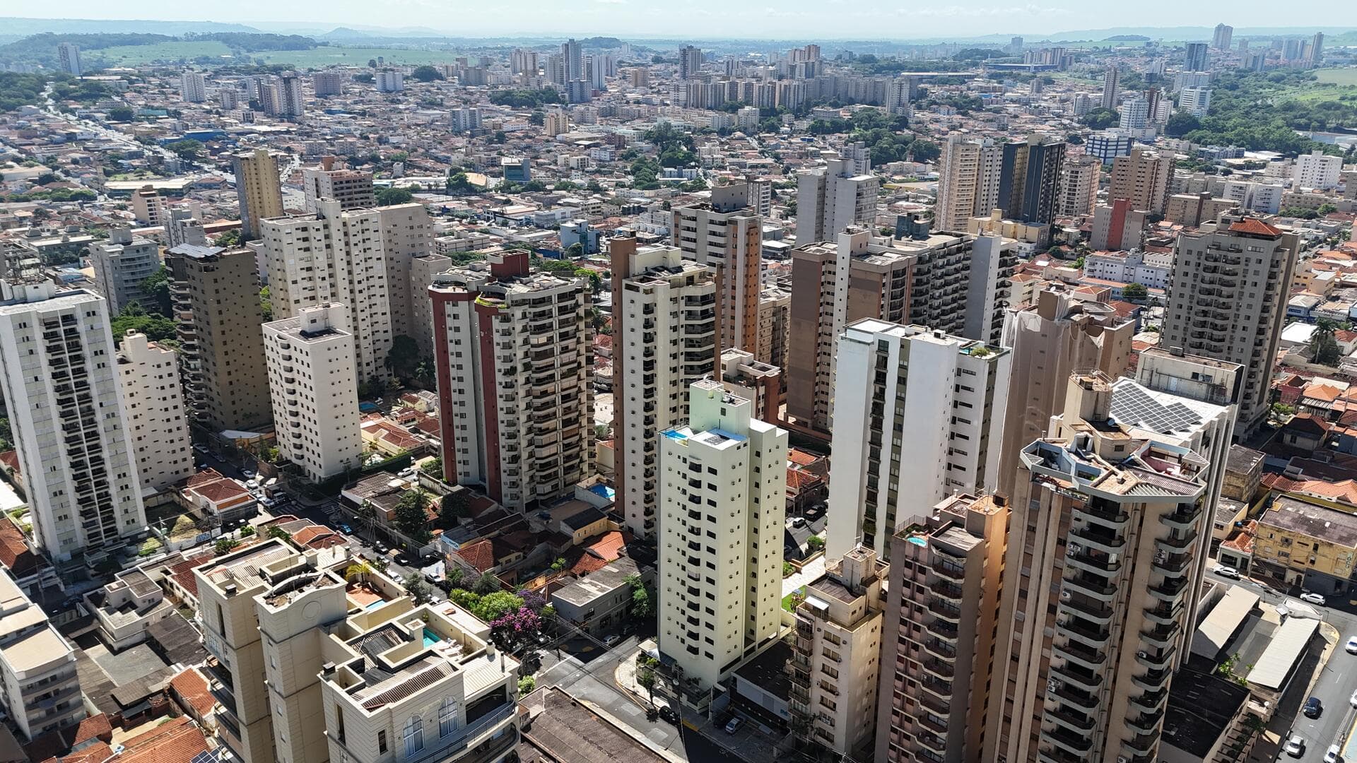 Foto 2 de 10: Apartamento em leilão em Ribeirão Preto - SP, bairro Centro — Apartamento, àrea total 95,7854m² - Ribeirão Preto/SP