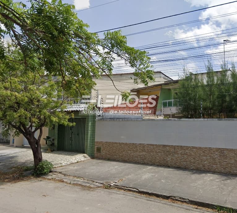 Foto 2 de 4: Casa em leilão em Fortaleza - CE, bairro Lagoa Redonda — Casa 120,00m², 3 dormitório(s), 2 vaga(s) na garagem - Lagoa Redonda, Fortaleza CE