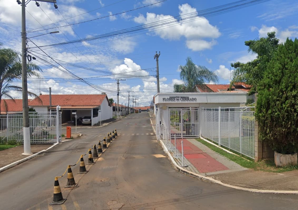 Foto 2 de 6: Casa em leilão em Valparaíso De Goiás - GO — Casa 121,82m², 3 dormitório(s), 1 vaga(s) na garagem - RESIDENCIAL FLORAIS DO PLANALTO, VALPARAISO DE GOIAS GO