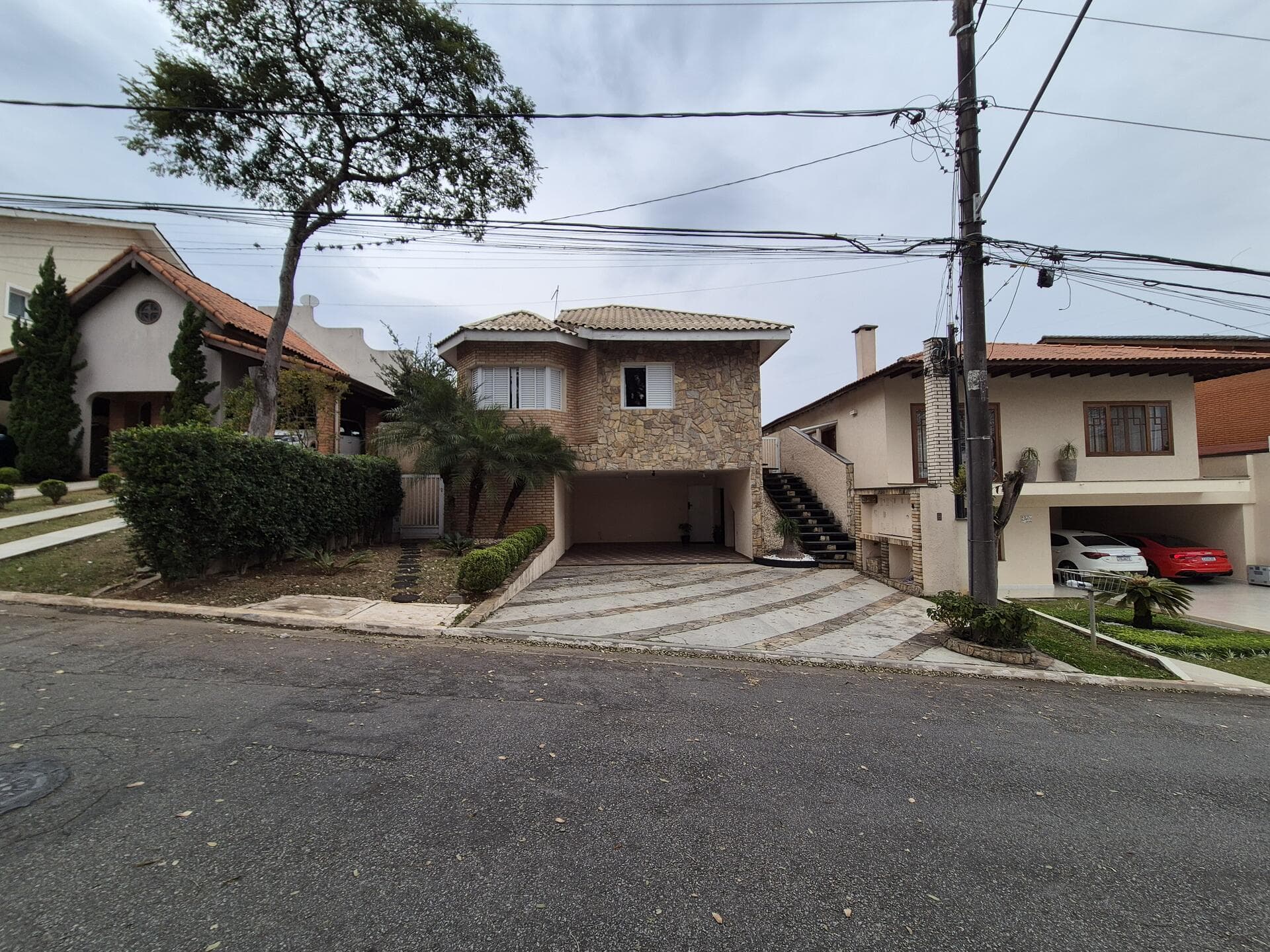 Casa em leilão em Santana De Parnaíba - SP — Imóvel no Alphaville Residencial 9 - Santana de Parnaíba SP