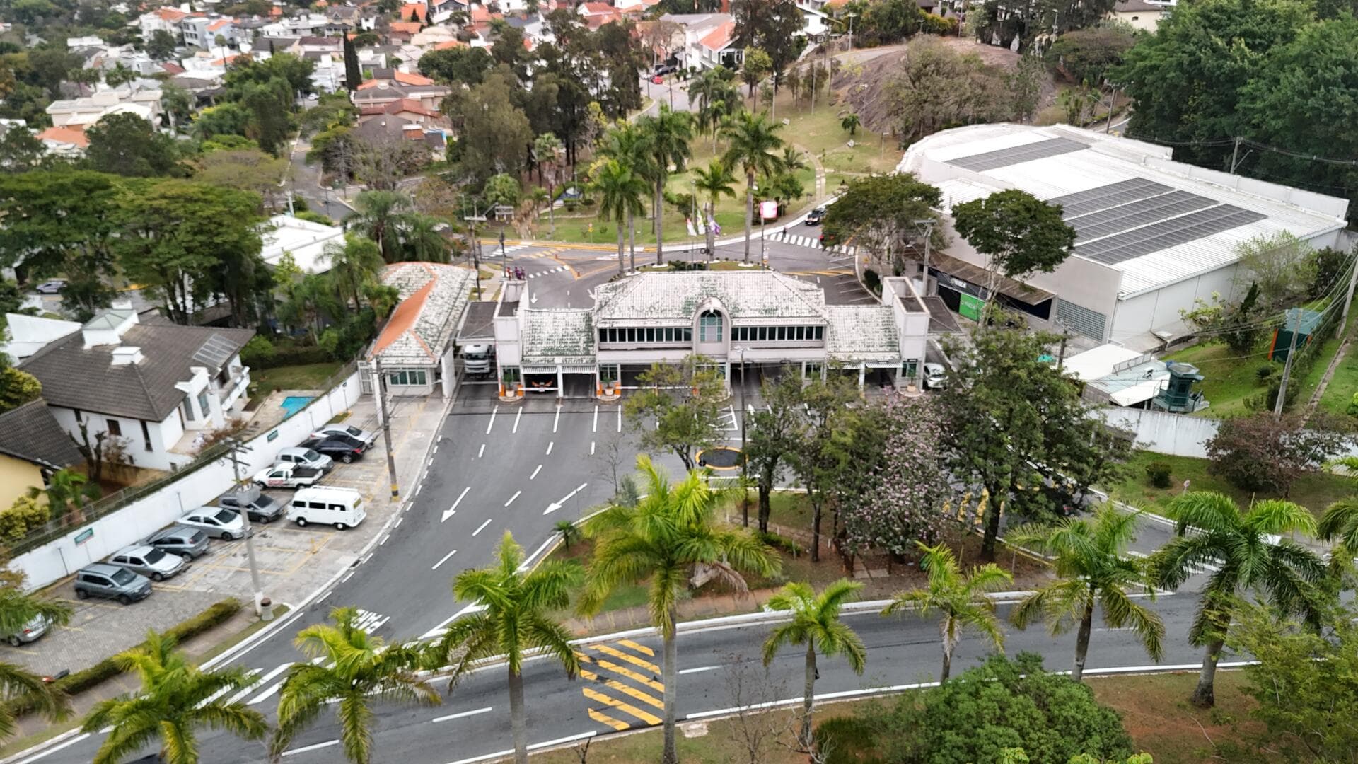 Foto 21 de 34: Casa em leilão em Santana De Parnaíba - SP — Imóvel no Alphaville Residencial 9 - Santana de Parnaíba SP