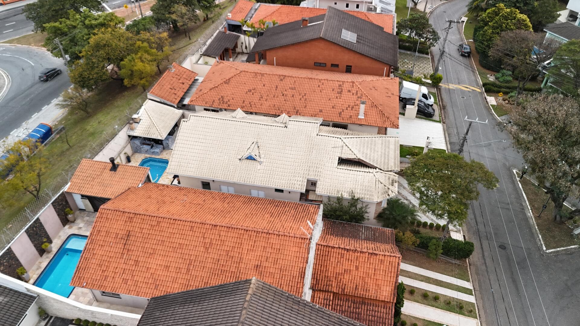Foto 27 de 34: Casa em leilão em Santana De Parnaíba - SP — Imóvel no Alphaville Residencial 9 - Santana de Parnaíba SP
