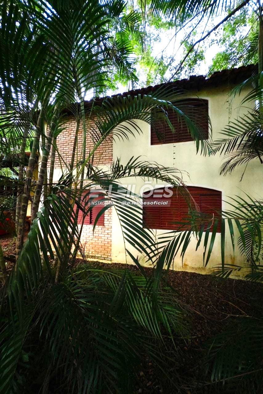 Foto 5 de 35: Casa em leilão em Brasília - DF, bairro Setor de Mansões — Imóvel residencial em condomínio, área total de 2.857,14m² - Brasília/DF